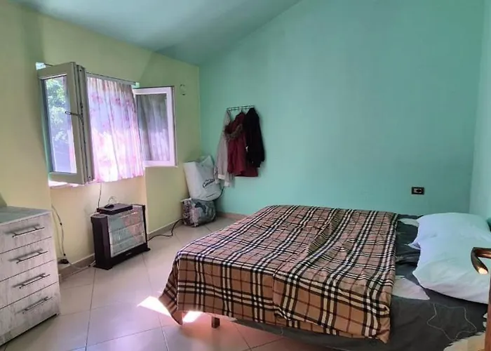 Pansiyon Bujtina Trofta Jone Shengjin (Mirdite)