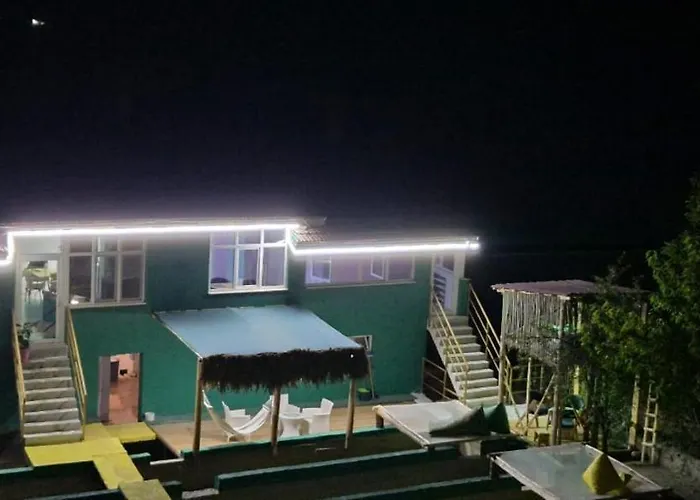 Bujtina Trofta Jone 民宿 Shengjin (Mirdite)